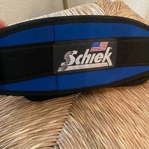 Schiek weightlifting belt xs
